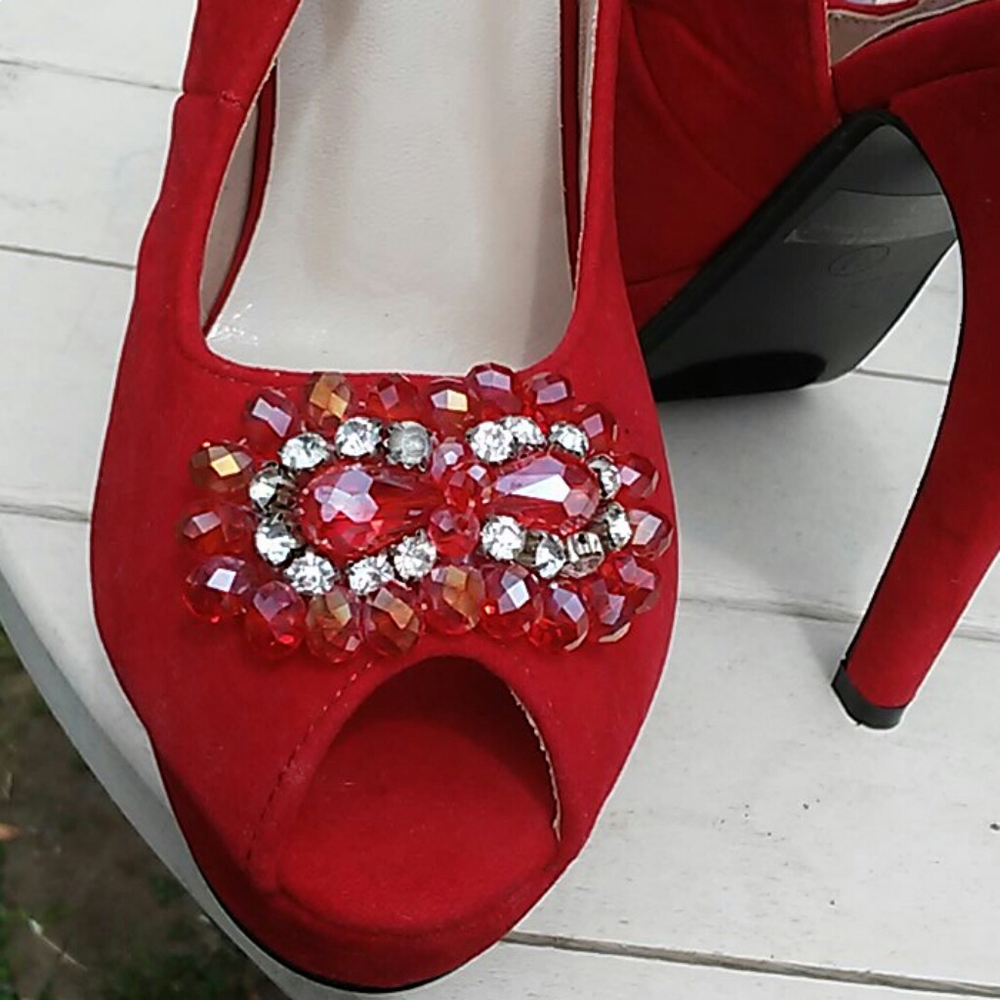 Red Shoes - Picture 13 of 13